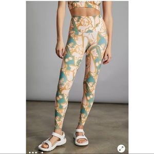 NWT Dazey LA Anthropologie Printed Leggings